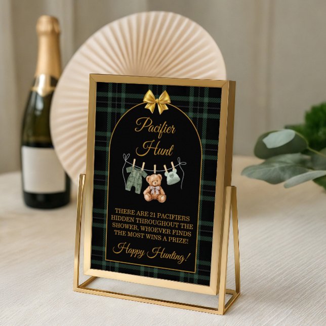 Pacifier Hunt Game Sign Teddy Bear Sage Green  Poster (Von Creator hochgeladen)