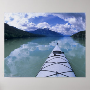 Paddeln am Ende des Azure Lake in Wells Poster