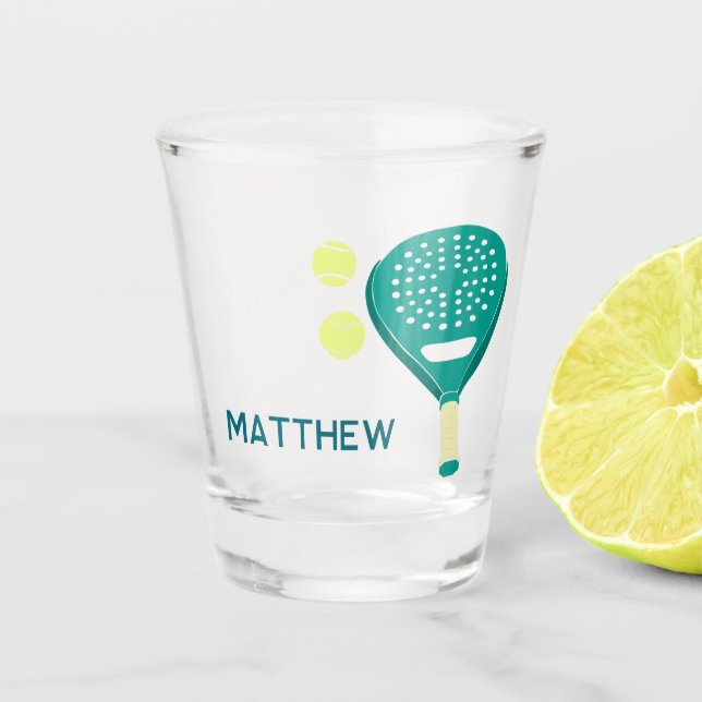 Padel Tennis Racket und Balls Personalisiert Schnapsglas (Vorderseite)