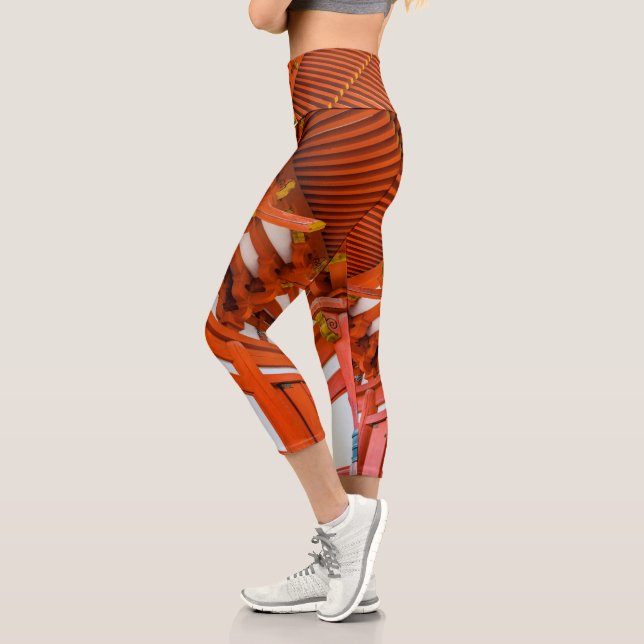 Pagoda Bottom up Perspektive, Miyajima Capri Leggings (Links)