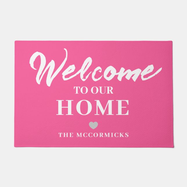 Paillasson Accueil rose Moderne Chic Script Personnalisé (Devant)