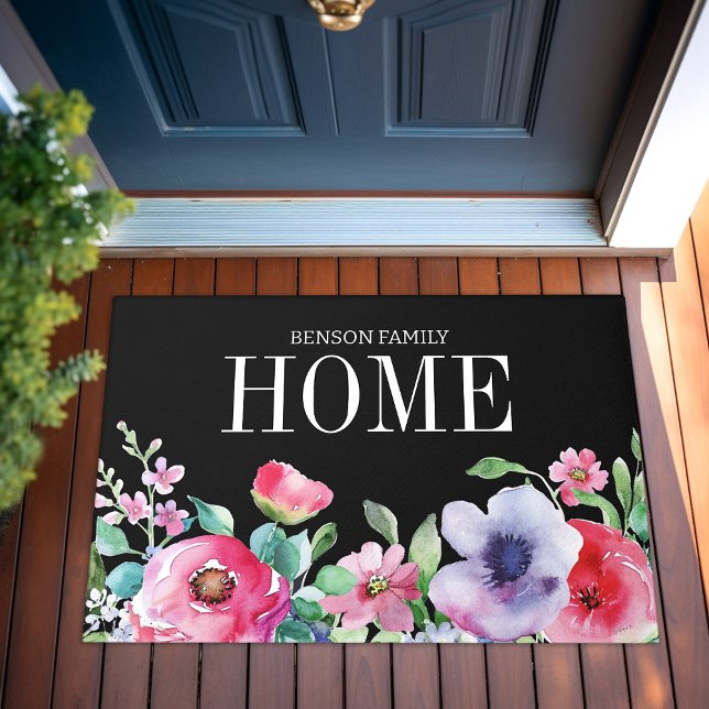 Paillasson Aquarelle rose Fleurs modernes Nom de famille Noir (Watercolor Pink Flowers Modern Family Name Black Doormat)