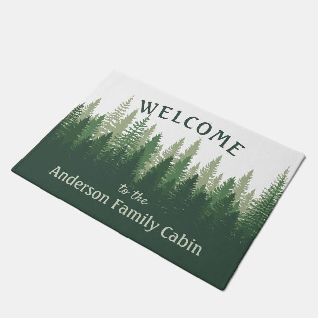 Paillasson Bienvenue Nom de famille Cabine Pine Tree Forest (Incliné)
