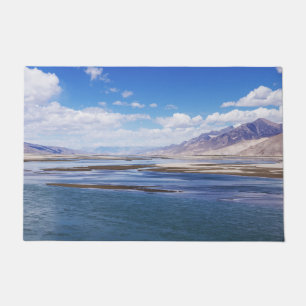 Paillasson Brahmaputra rivière et paysage de montagne - Tibet