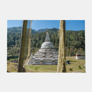Paillasson Chendebji Chorten au Bhoutan, Himalaya, Asie