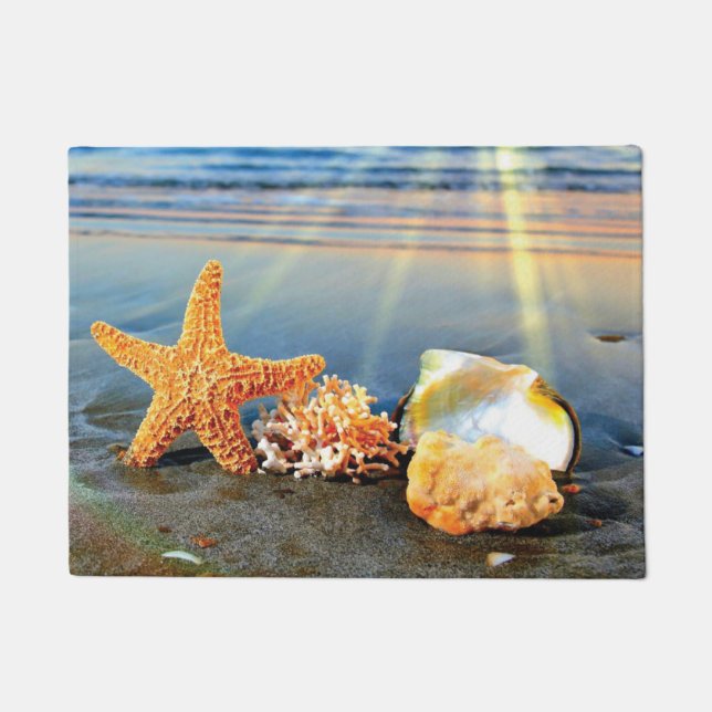 Paillasson Coquillages marins et étoiles de mer sur la plage (Devant)
