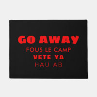 Entrez loin dans quatre langues antisociales