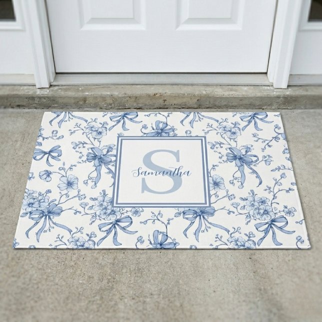 Paillasson Fleur bleue Toile de Jouy Monogramme Nom  (Créateur téléchargé)