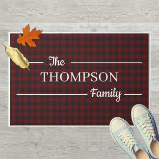 Paillasson Nom de famille Plaid rouge et noir Welcome