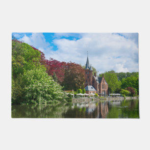 Paillasson Petit château près du lac à Bruges, Belgique
