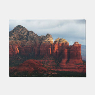 Paillasson Roche à café nuageux à Sedona Arizona