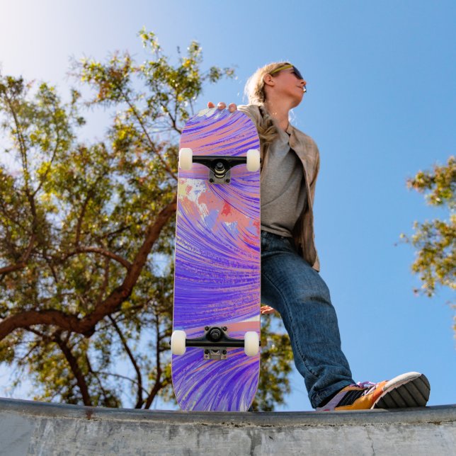 Paint & Feathers Skateboard (Außen 1)