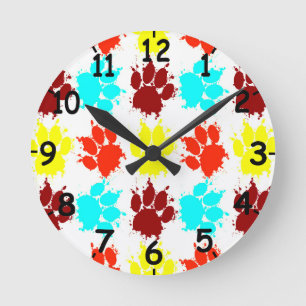Paint Spritzer Dog Paw Print Pattern Runde Wanduhr