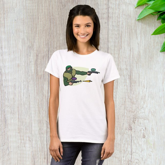Paintball-Spieler mit Dual-Marker-Action-Sport T-Shirt (Von Creator hochgeladen)