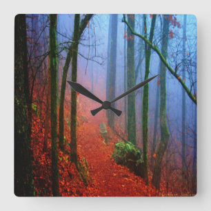 Painted Forest Autumn Blue Fog Quadratische Wanduhr
