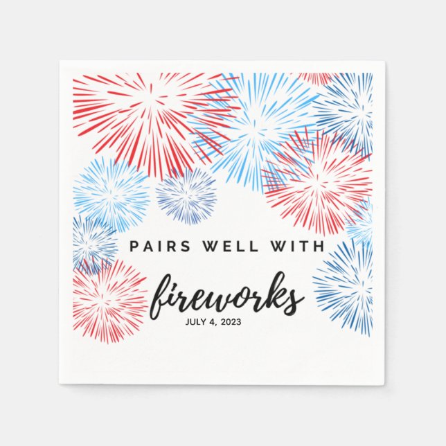 Pairs Well with Fireworks - July 4. Bev Napkin Serviette (Vorderseite)
