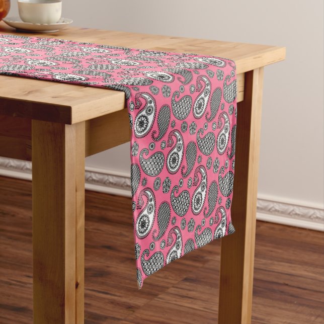 Paisley-Muster, grau auf Rosa Kurzer Tischläufer (Beispiel)