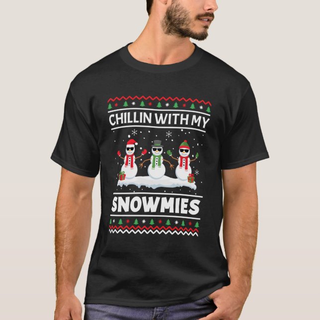 Pajama Ugly Chillin mit meinen Schneemassen T-Shirt (Vorderseite)