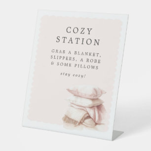 Pajamas & Prosecco Brautparty Gemütliche Station Sockelschild