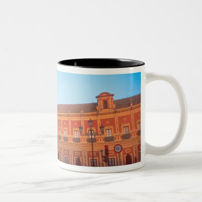 Palacio de Telmo in Sevilla, Spanien, Sitz Zweifarbige Tasse (Rechts)