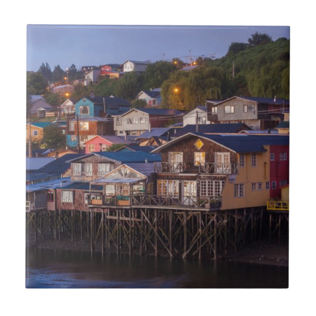 Palafito Pfahlhäuser, erhöhte Sicht Fliese (Vorderseite)