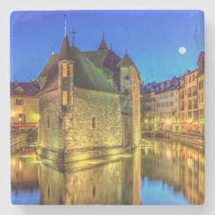 Palais de L'Ile Gefängnis in alter Stadt Annecys, Steinuntersetzer