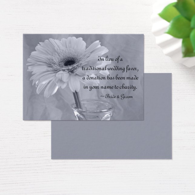 Pale Blue Tinted Daisy Wedding Wohltätigkeit Fevor (Schreibtisch)
