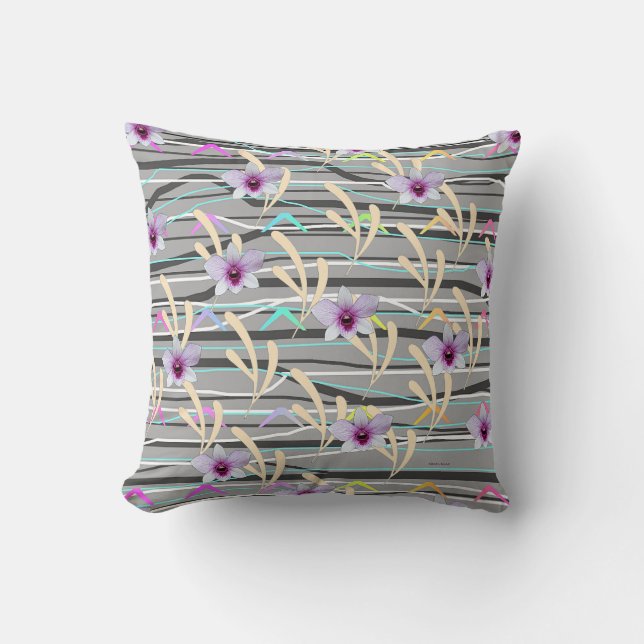 Pale Leaf Gray Pattern Purple Center Floral  Kissen (Vorderseite)