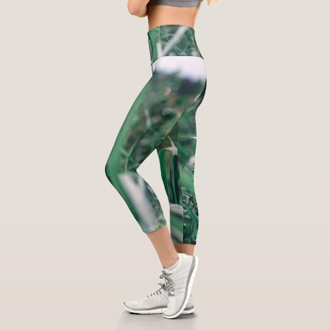 Pale Pastel Green Grass Reeds Sky Capri Leggings (Links)