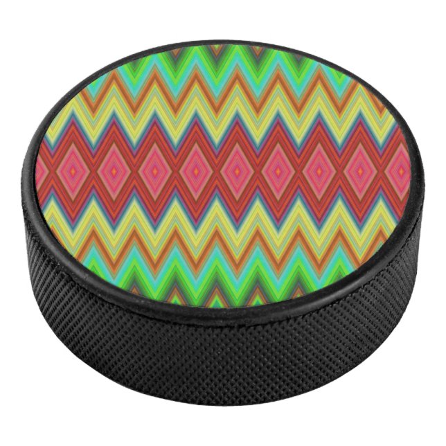 Palet De Hockey A circular speaker with a vibrant, zigzag pattern (3/4/2016 12:00:00 AM)