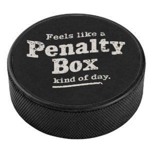 Palet De Hockey Semble être un joueur de hockey jour de banc des p