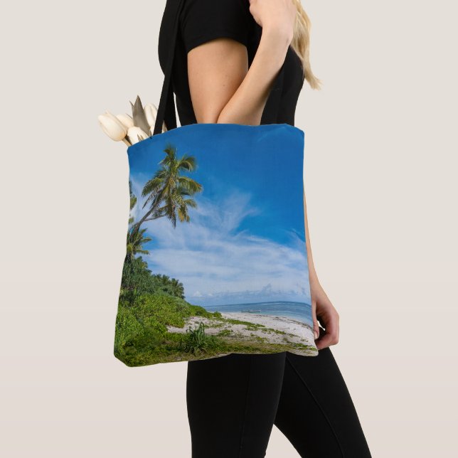 Palm Fringed Kolovai Beach Tasche (Von Nahem)