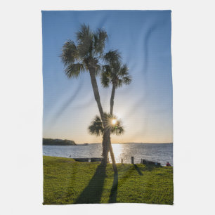 Palm Tree Scissors Silhouette Handtuch
