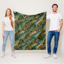 Palm verlasse auf einem Leopardenhintergrund.
