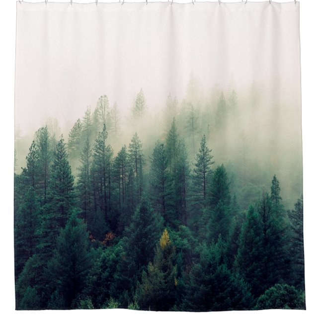 PALMBÄUME, DIE MIT FOG BEDECKT SIND DUSCHVORHANG (Vorderseite)