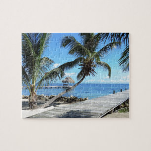 Palme und Pier in Belize