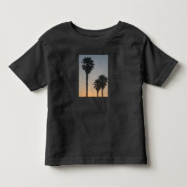 Palmen am Sonnenuntergang Kleinkind T-shirt