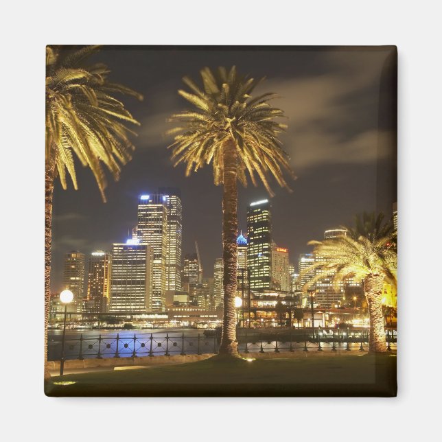 Palmen und CBD bei Nacht, Sydney, New South Magnet (Vorne)