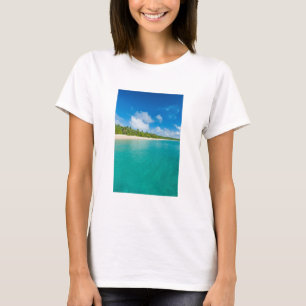 Palmenbestandene Strand, Tonga T-Shirt