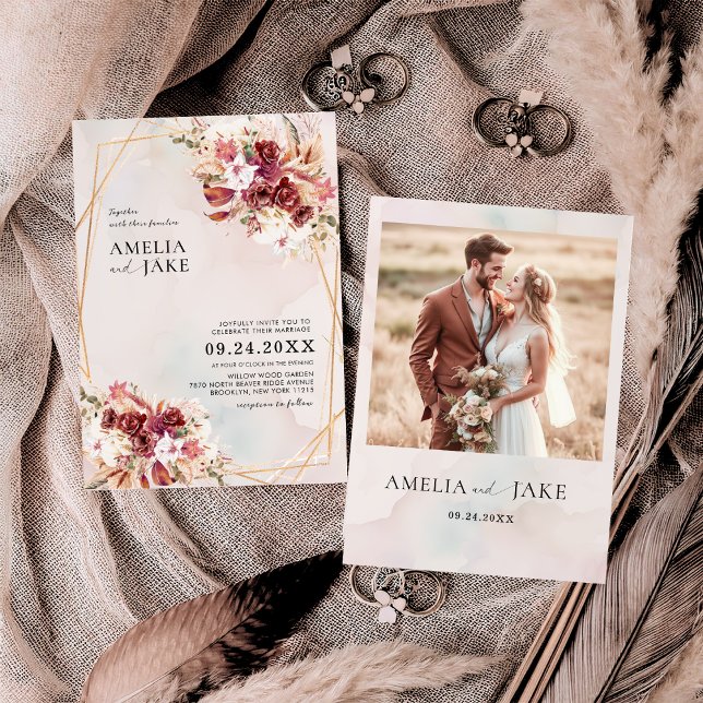 Pampas Burgundy Floral Geometric Wedding Einladung (Von Creator hochgeladen)