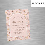 Pampas Gras Rose Gold Luxus Geburtstag Magneteinladung<br><div class="desc">Ein Bogen auf einem Muster aus Pampasgras und rosa Blume und einem goldenen Kreuz. Personalisieren und fügen Sie einen Namen und Details.</div>