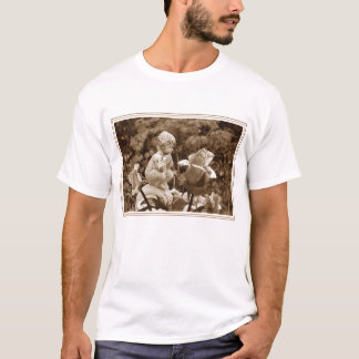 Pan-Garten (helles Kleid) T-Shirt