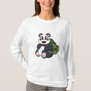 Panda als Hiker mit Rucksack T-Shirt