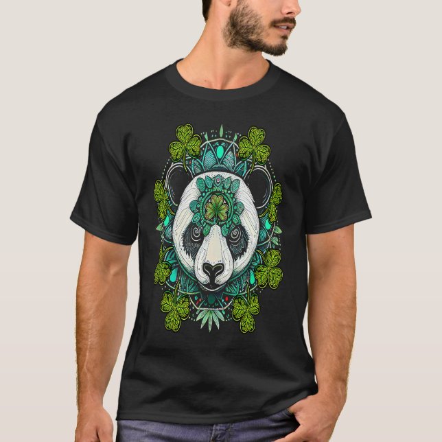 Panda bear Face Head Mandala Kleeblatt C St Patric T-Shirt (Vorderseite)