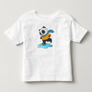 Panda bei Ice Skaten mit Ice Skate & Scarf Kleinkind T-shirt