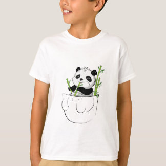 Panda mignon unisexe dans un T-shirt de poche