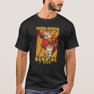 Panda-Monium verheert es auf rotem Panda 1 T-Shirt