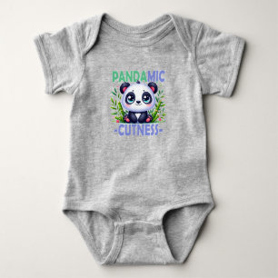 Pandamischer Kutness-Pun. Niedlicher Panda-Cartoon Baby Strampler