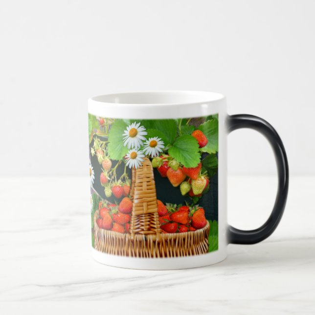 Panier de fraises avec marguerites ~ Mug de morphi (Droite)