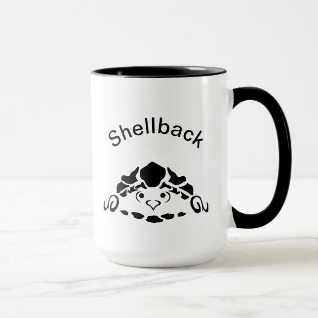 Panikschildkröte versteckt sich in seiner Muschel Tasse (Rechts)